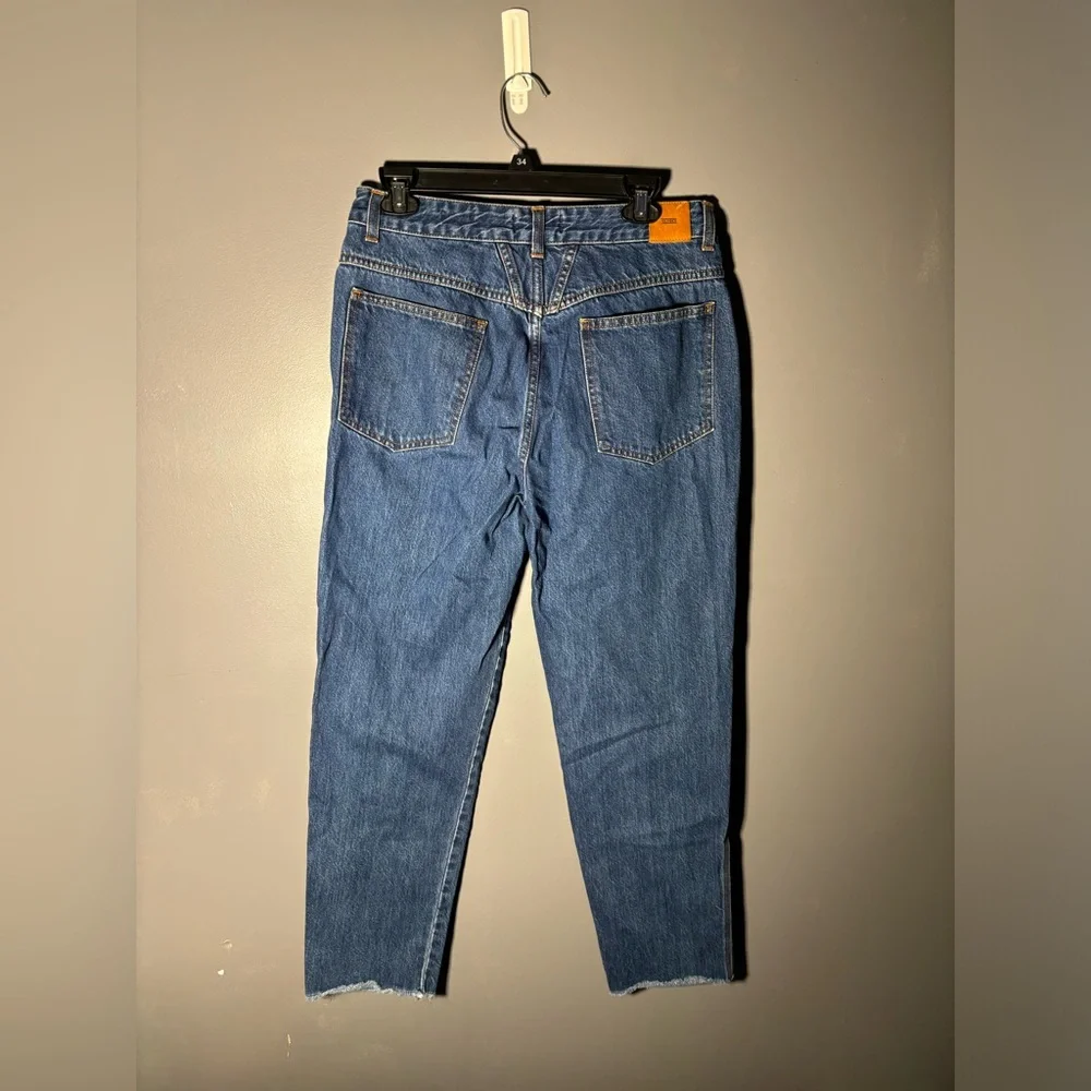 Closed Pedal Pusher Frayed Hem Jeans Size 32 - Picture 3 of 7